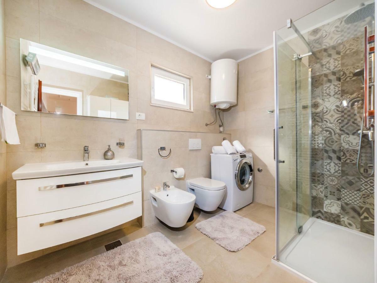 Navis Luxury Villa Vodice Exteriér fotografie